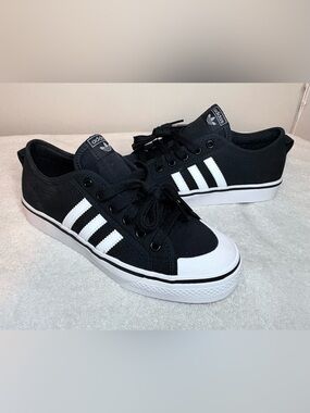 NEW Adidas Originals Nizza Black White Men’s Sneakers Size 5.5 EF5155